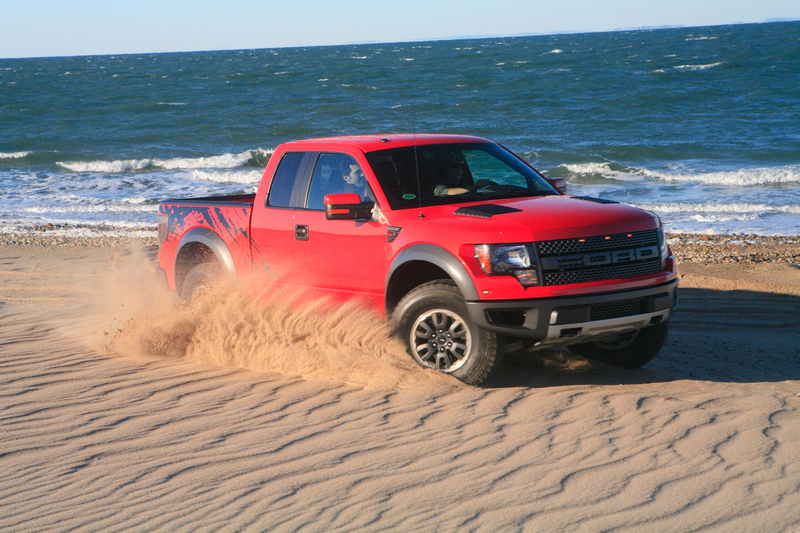 Illustration for article titled Hooning The Ford Raptor